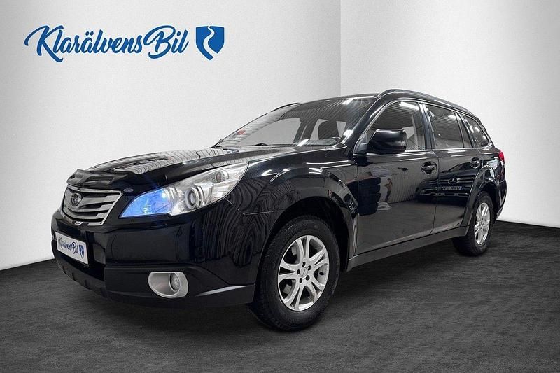 Svart Begagnad 2010 Subaru Outback SUV | 89 900 kr (Lite dyr) - Bild 1/4