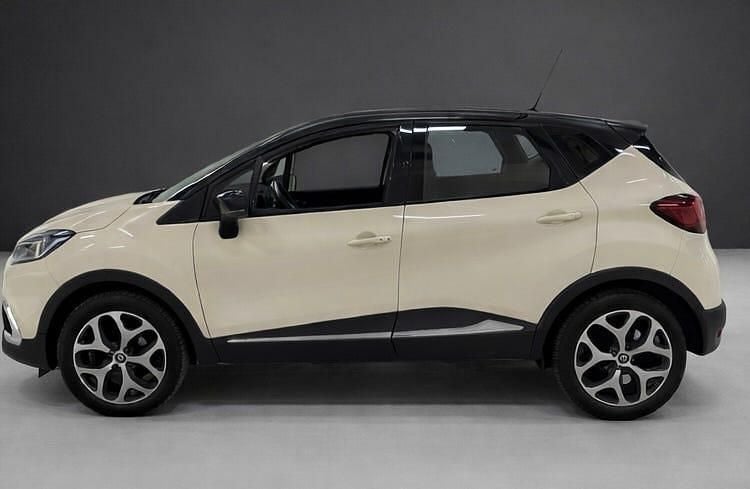 Cremevit med svart tak Begagnad 2019 Renault Captur SUV | 140 000 kr (Lite dyr) - Bild 1/4