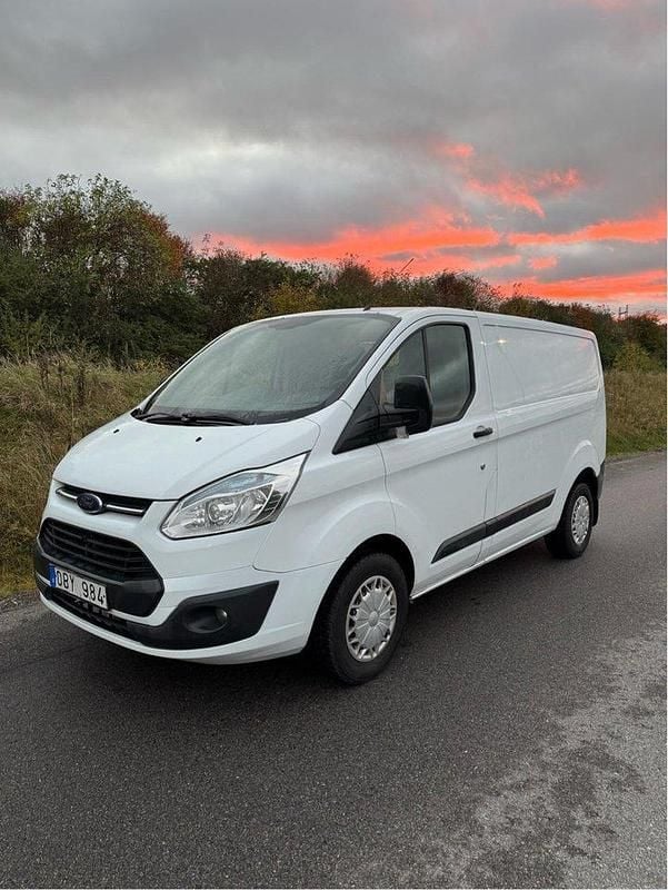 Vit Begagnad 2014 Ford Transit Custom | 69 000 kr - Bild 1/4