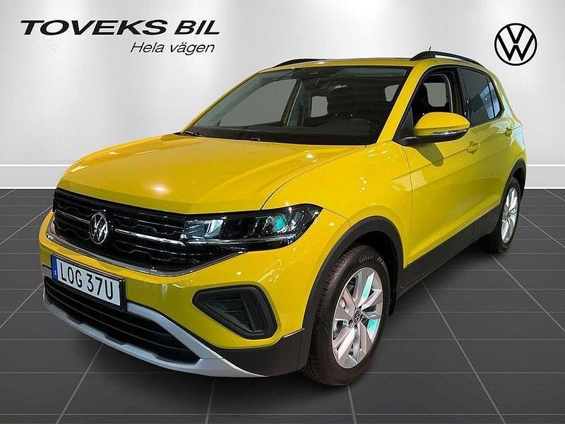 Gul Ny 2025 VW T-Cross Life SUV | 299 200 kr (Marknadspris) - Bild 1/4
