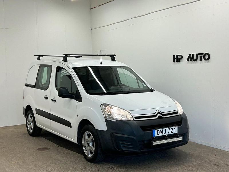 Vit Begagnad 2015 Citroën Berlingo Minibuss | 62 000 kr (Bra pris) - Bild 1/4