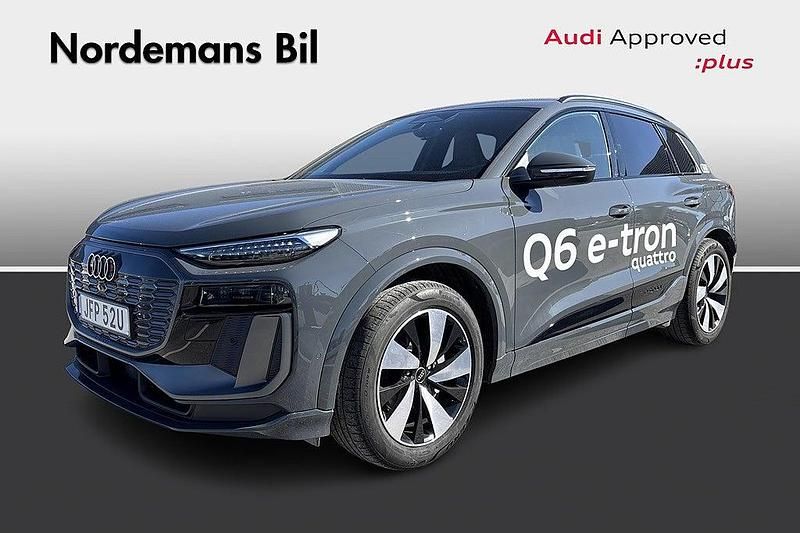 Grå Begagnad 2024 Audi e-tron S-Line SUV | 820 000 kr - Bild 1/4