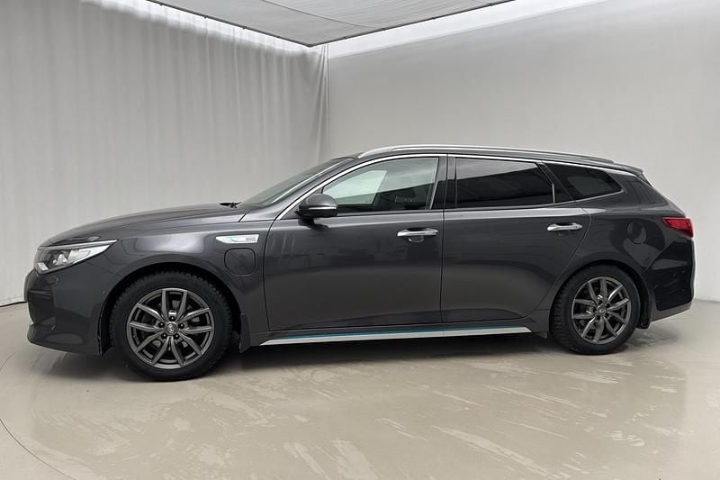 Begagnad Kia Optima Advance 205 HK (150 kW) 2018 Grå Kombi
