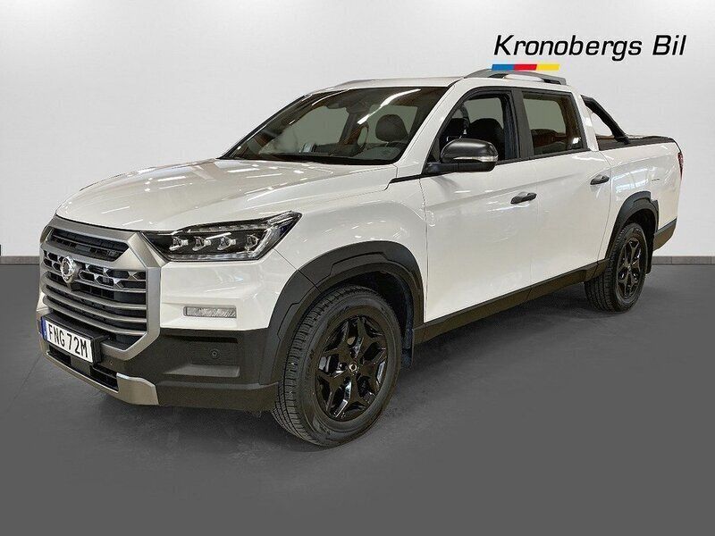 Vit Begagnad 2024 Ssangyong Musso Sedan | 564 875 kr - Bild 1/4