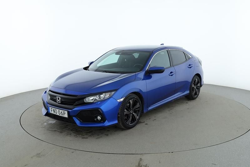 Blå Begagnad 2018 Honda Civic Elegance Halvkombi | 181 000 kr (Marknadspris) - Bild 1/4