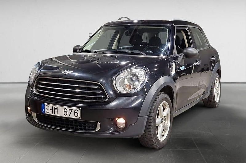 Svart Begagnad 2013 Mini One Countryman SUV | 82 900 kr (Marknadspris) - Bild 1/3