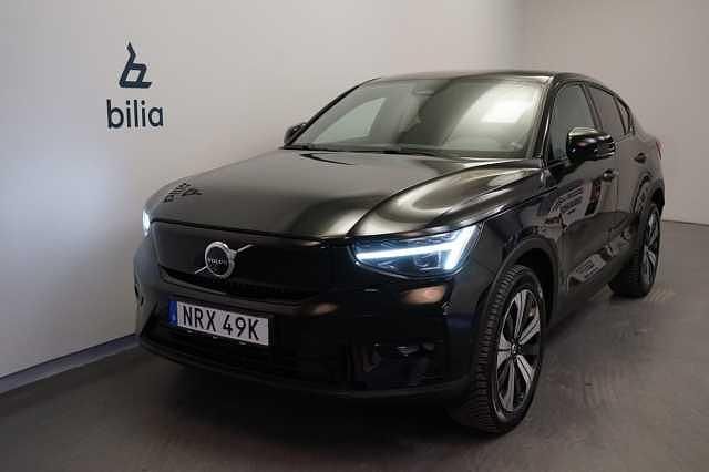 Svart Begagnad 2022 Volvo C40 Ultimate SUV | 389 500 kr (Marknadspris) - Bild 1/3