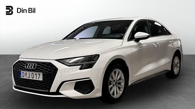 Ibisvit Begagnad 2023 Audi A3 Proline Sedan | 289 000 kr (Marknadspris) - Bild 1/4