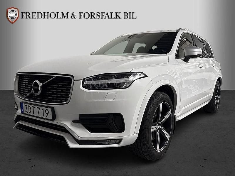 Vit Begagnad 2018 Volvo XC90 R-Design SUV | 398 900 kr (Marknadspris) - Bild 1/4