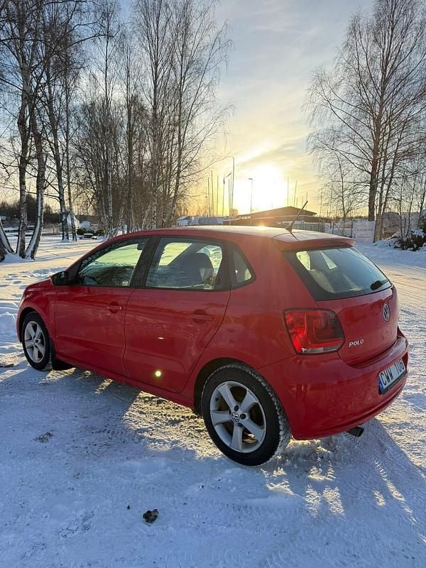 Begagnad VW Polo 86 HK (63 kW) 2011 Halvkombi