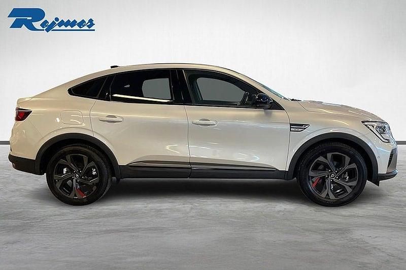 Begagnad Renault Arkana R.S. 94 HK (69 kW) 2022 Vit universe met qxd SUV