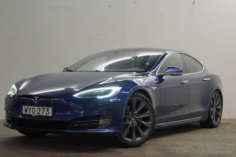 Blå Begagnad 2016 Tesla Model S Halvkombi | 229 900 kr (Bra pris) - Bild 1/4