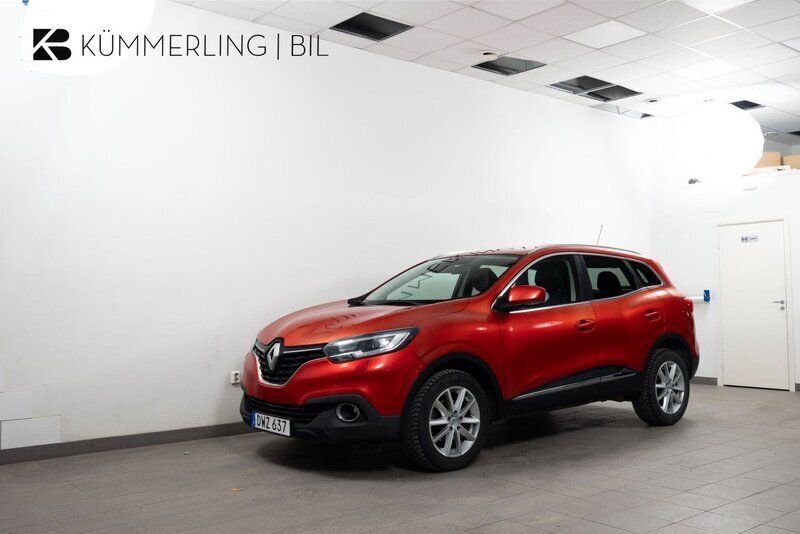 Röd Begagnad 2015 Renault Kadjar SUV | 124 900 kr (Marknadspris) - Bild 1/4