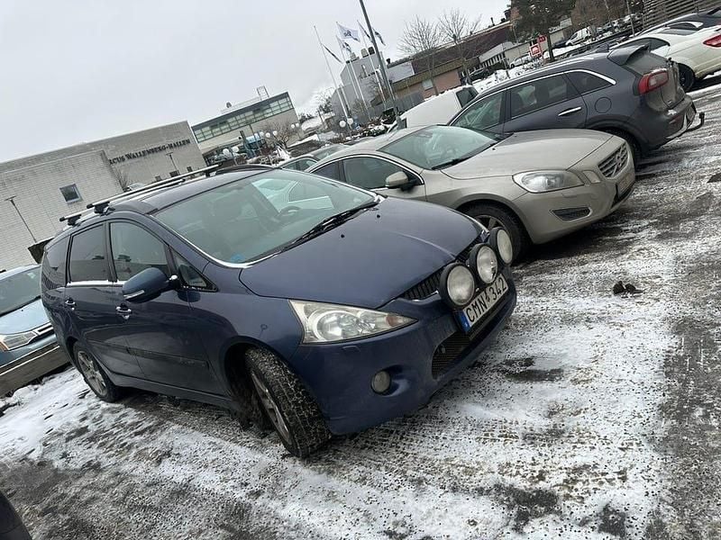 Begagnad 2010 Mitsubishi Grandis Minibuss | 20 000 kr (Superpris) - Bild 1/4