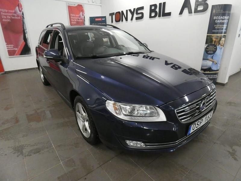 Blå Begagnad 2015 Volvo V70 Momentum Kombi | 129 900 kr - Bild 1/4
