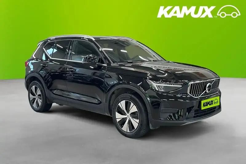 Svart Begagnad 2023 Volvo XC40 SUV | 384 700 kr (Dyr) - Bild 1/4