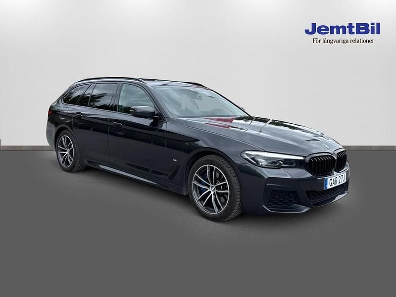 Begagnad BMW 530e M Sport 296 HK (217 kW) 2020 Grå Kombi