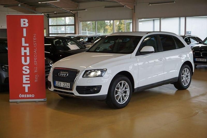 Vit Begagnad 2010 Audi Q5 Design SUV | 119 000 kr (Marknadspris) - Bild 1/4