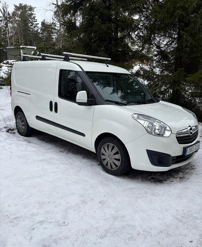 Begagnad Opel Combo 95 HK (69 kW) 2018 Minibuss