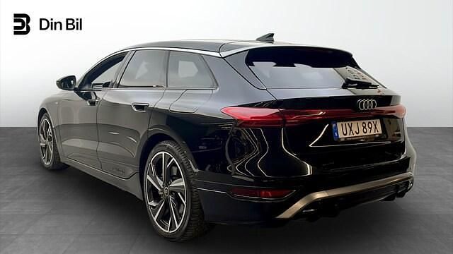 Begagnad Audi A6 e-tron S-Line 339 kW (462 HK) 2025 Svart Kombi