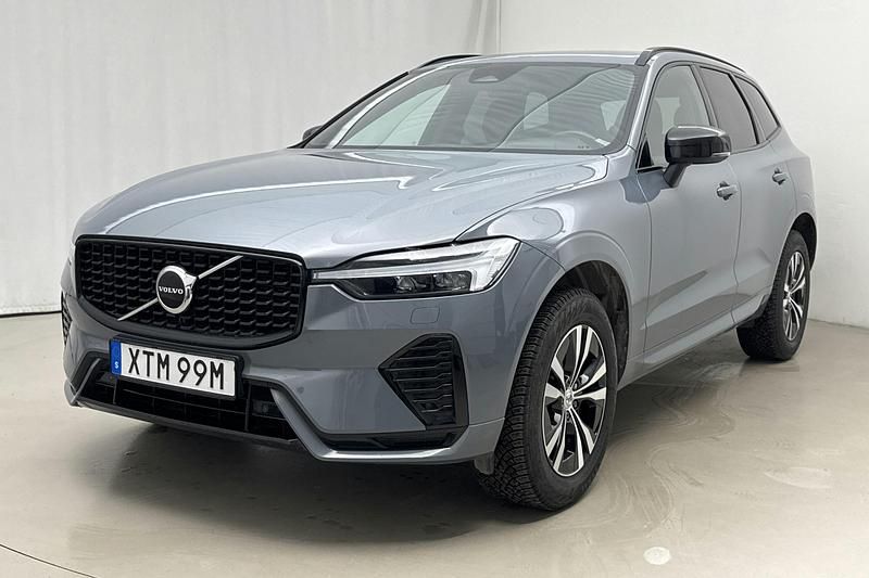 Grå Begagnad 2022 Volvo XC60 R-Design SUV | 409 000 kr (Lite dyr) - Bild 1/4