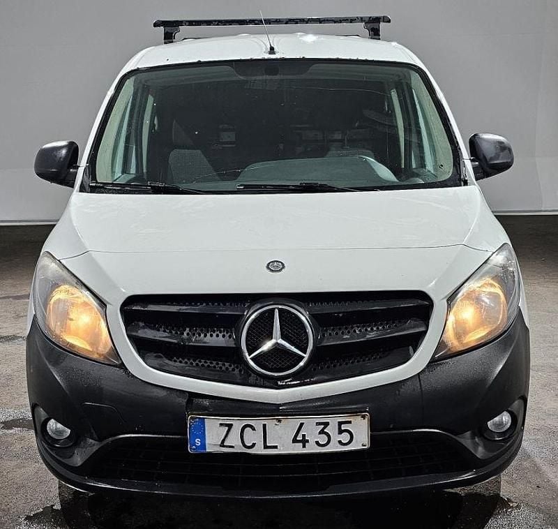 Vit Begagnad 2018 Mercedes Citan 109 Van | 49 900 kr (Marknadspris) - Bild 1/4