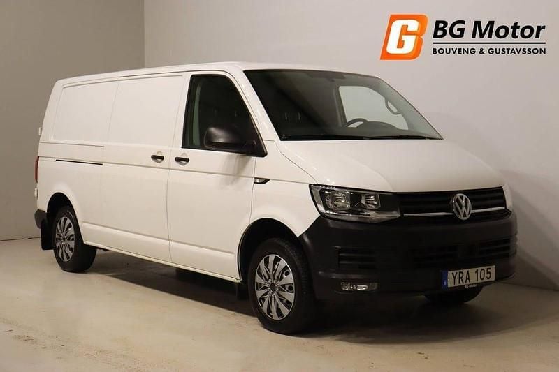 Vit Begagnad 2018 VW T6 Van | 179 900 kr (Marknadspris) - Bild 1/4