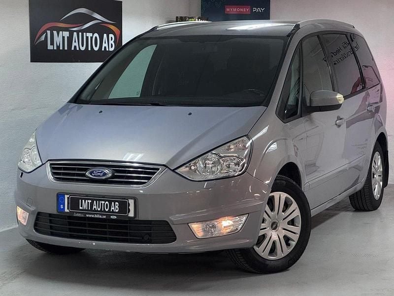 Grå Begagnad 2011 Ford Galaxy Trend Minibuss | 64 900 kr - Bild 1/4