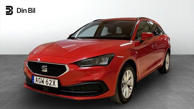 Röd (pure red) Begagnad 2022 Seat Leon Style Kombi | 179 900 kr (Bra pris) - Bild 1/4