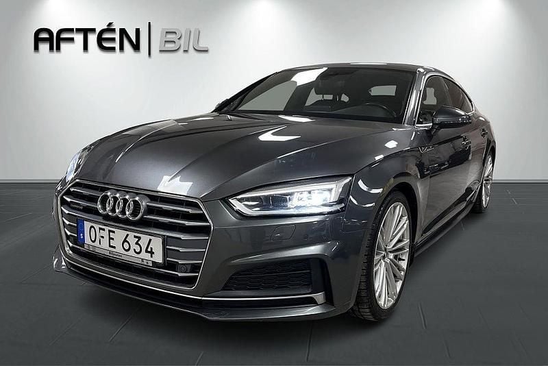 Grå Begagnad 2017 Audi A5 Sportback S-Line Halvkombi | 279 800 kr (Marknadspris) - Bild 1/3