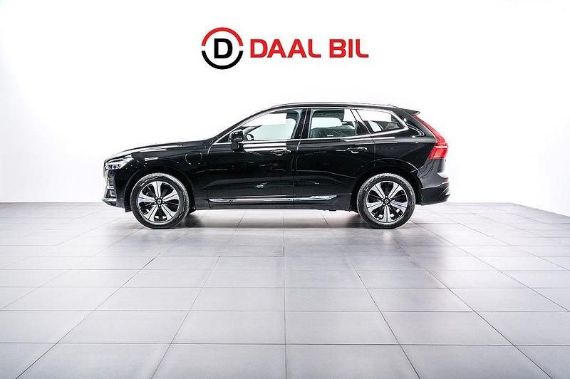 Svart Begagnad 2022 Volvo XC60 Plus SUV | 454 700 kr (Bra pris) - Bild 1/4