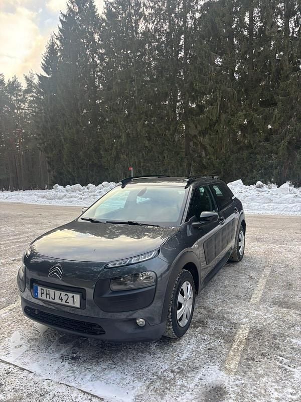 Begagnad Citroën C4 Cactus PureTech 82 HK (60 kW) 2017 Halvkombi