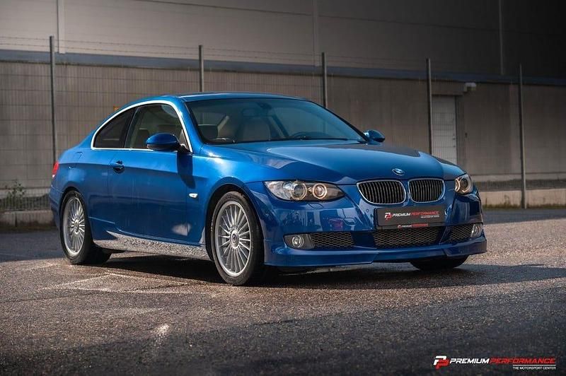 Blå (montegoblau metallic) Begagnad 2008 Alpina B3 Sportkupé | 219 900 kr - Bild 1/4