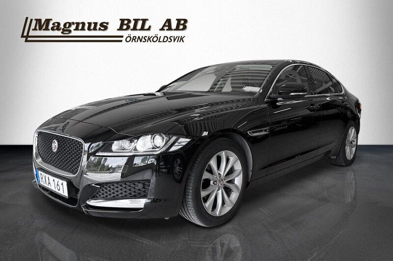 Svart Begagnad 2017 Jaguar XF Sedan | 249 900 kr (Superpris) - Bild 1/4