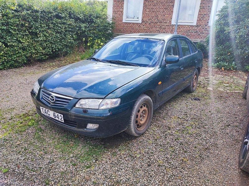 Grön Begagnad 2001 Mazda 626 Touring Halvkombi | 5 000 kr - Bild 1/4