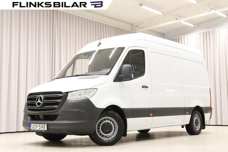 Vit Begagnad 2021 Mercedes Sprinter Van | 269 900 kr (Superpris) - Bild 1/4