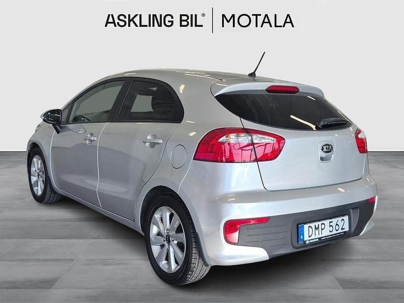 Begagnad Kia Rio 109 HK (80 kW) 2015 Grå