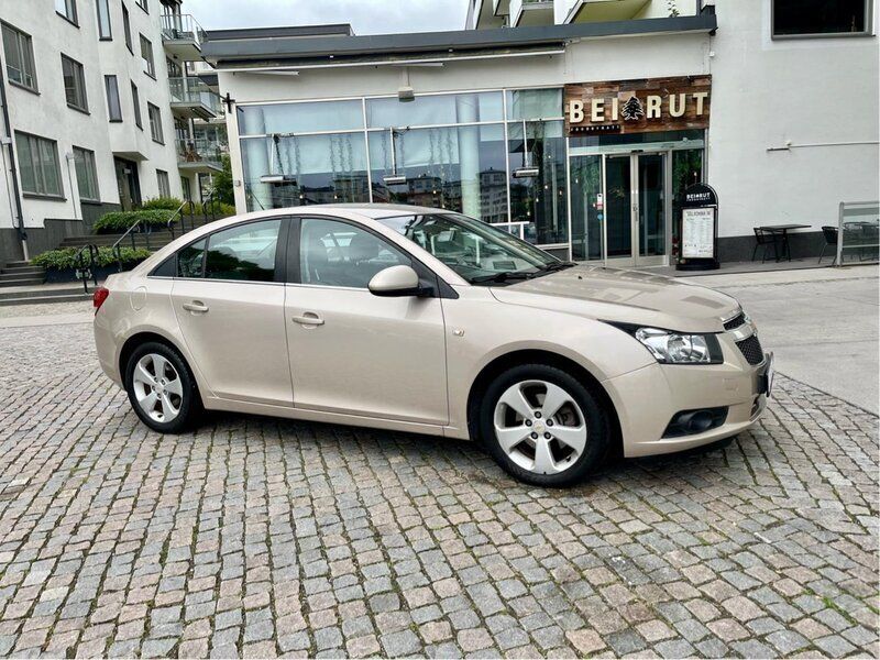 Begagnad 2012 Chevrolet Cruze Sedan | 35 000 kr - Bild 1/4