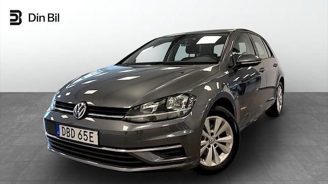 Mörkgrå (indium grey metallic) Begagnad 2019 VW Golf VII Sedan | 174 900 kr (Marknadspris) - Bild 1/4