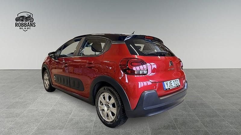 Begagnad Citroën C3 PureTech 83 HK (61 kW) 2016 Röd Halvkombi