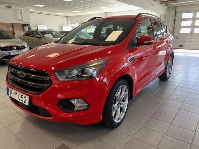 Röd Begagnad 2017 Ford Kuga ST-Line SUV | 189 900 kr (Marknadspris) - Bild 1/4
