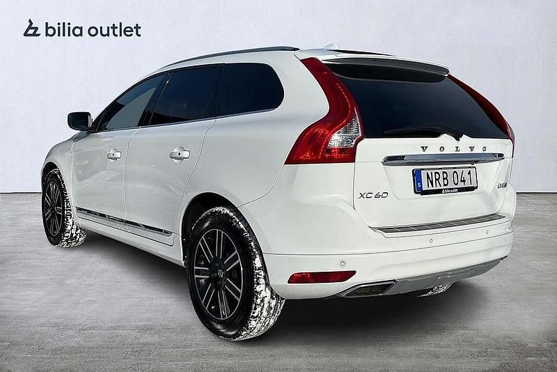 Begagnad Volvo XC60 Standard 190 HK (139 kW) 2016 Vit SUV
