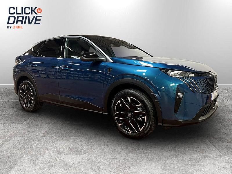 Grå titan Begagnad 2025 Peugeot 3008 GT SUV | 359 900 kr - Bild 1/4