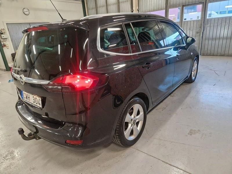Begagnad Opel Zafira Enjoy 140 HK (102 kW) 2013 Svart Minibuss