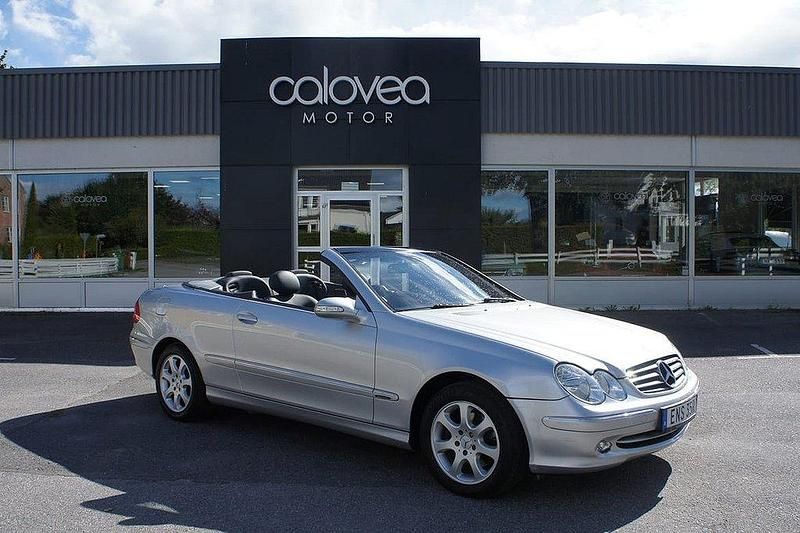 Silver Begagnad 2004 Mercedes CLK200 Elegance Cab | 89 900 kr (Marknadspris) - Bild 1/4
