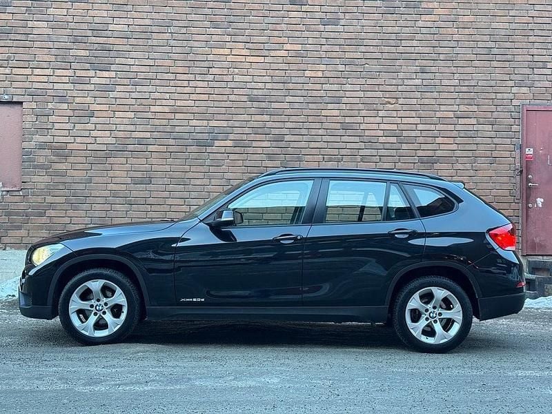 Begagnad BMW X1 184 HK (135 kW) 2013 Svart SUV