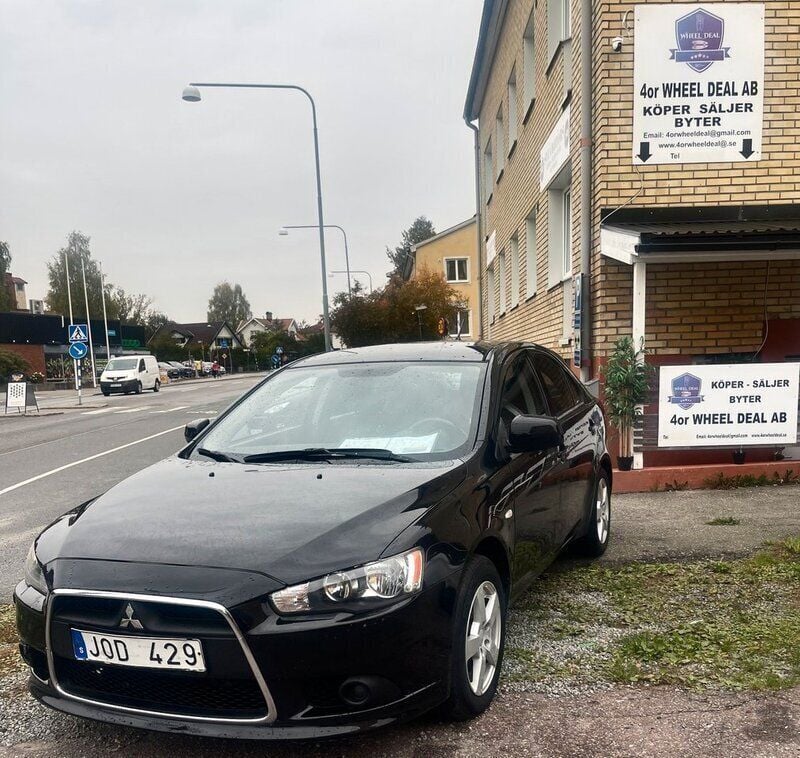Svart Begagnad 2008 Mitsubishi Lancer Sportback Halvkombi | 44 900 kr (Marknadspris) - Bild 1/4