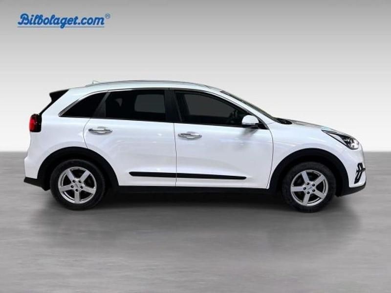Begagnad Kia Niro 143 HK (105 kW) 2020 Vit SUV