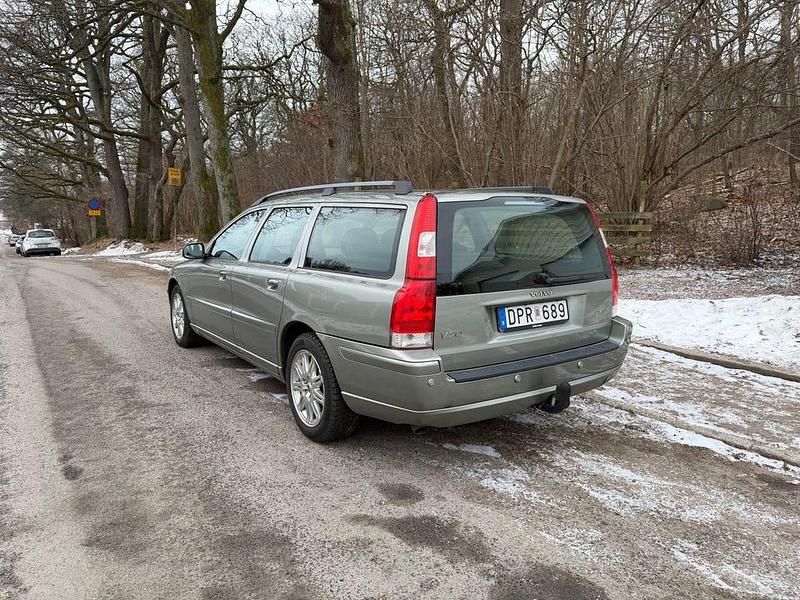 Begagnad Volvo V70 163 HK (119 kW) 2008 Kombi