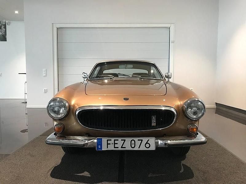 Begagnad Volvo P1800 120 HK (88 kW) 1971 Gul Sportkupé